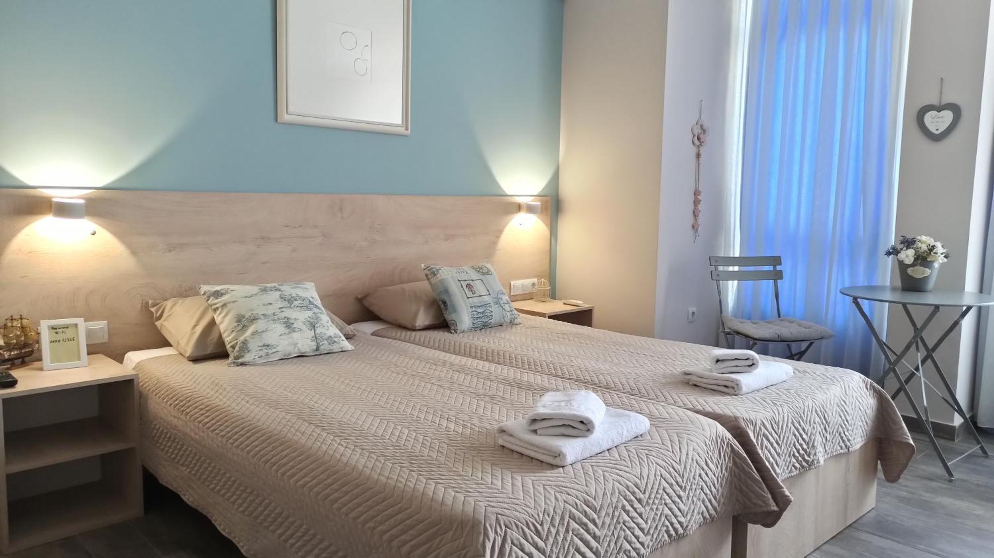 Art Blue Apartment *